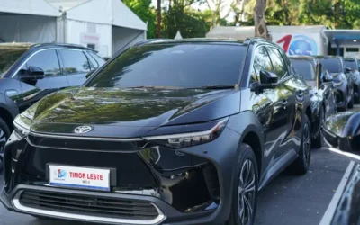 Toyota Serahkan 130 Unit bZ4X Dukung World Water Forum 2024 di Bali